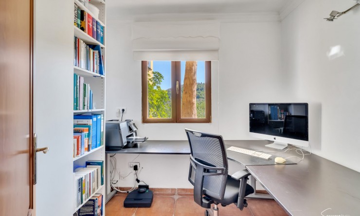 Herverkoop - Villa -
Lliber