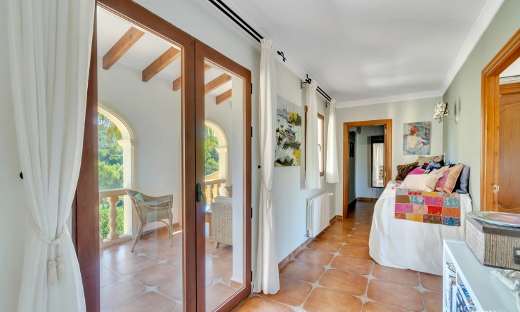 Herverkoop - Villa -
Lliber