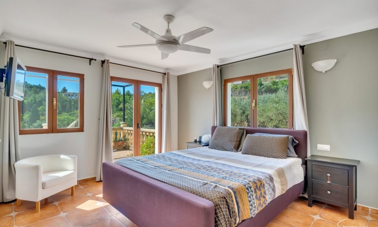 Herverkoop - Villa -
Lliber