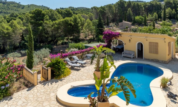 Herverkoop - Villa -
Lliber