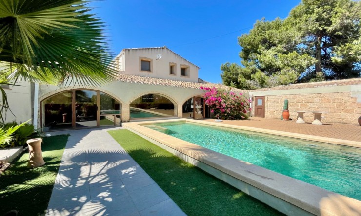 Herverkoop - Villa -
Jávea / Xàbia - Partida Tosal - Zona dels Castellans