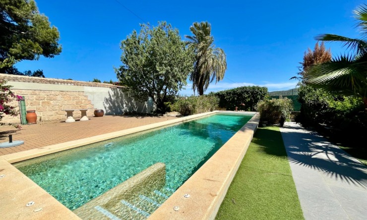 Herverkoop - Villa -
Jávea / Xàbia - Partida Tosal - Zona dels Castellans