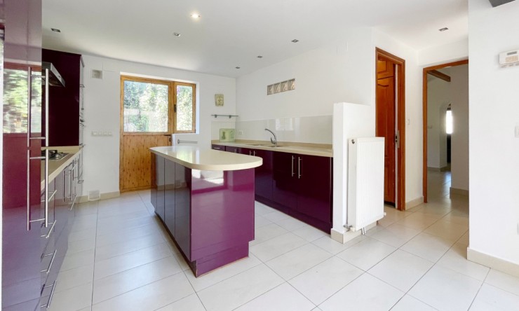 Herverkoop - Villa -
Jávea / Xàbia - Partida Tosal - Zona dels Castellans