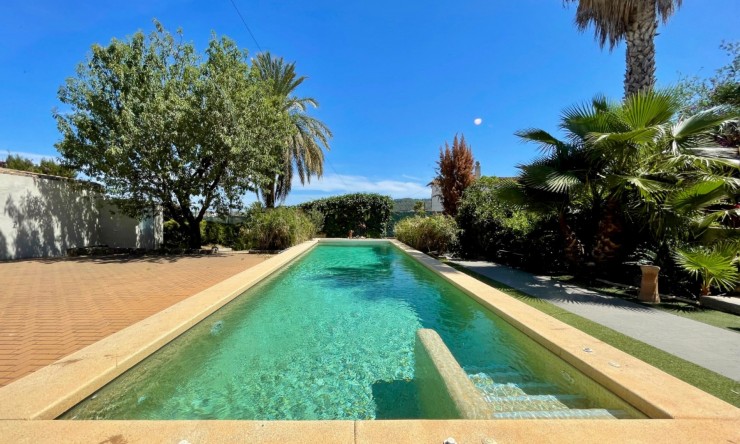 Herverkoop - Villa -
Jávea / Xàbia - Partida Tosal - Zona dels Castellans