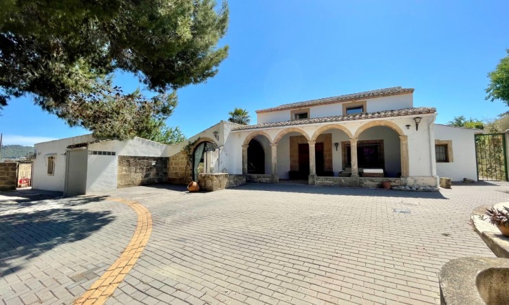 Herverkoop - Villa -
Jávea / Xàbia - Partida Tosal - Zona dels Castellans