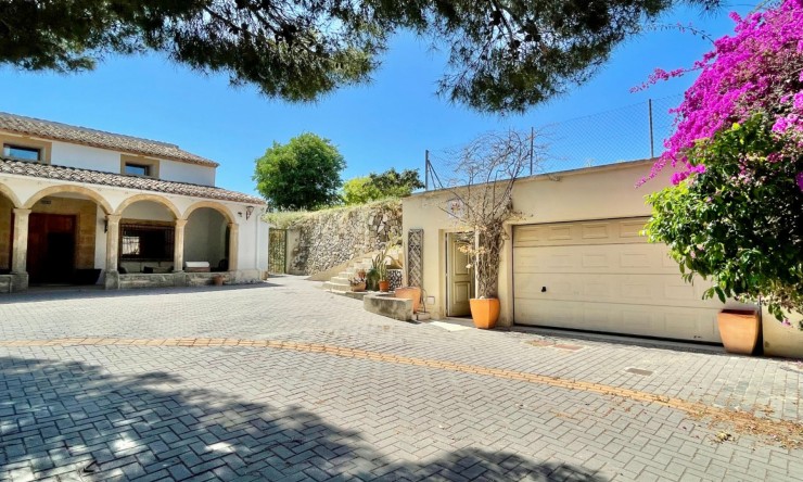 Herverkoop - Villa -
Jávea / Xàbia - Partida Tosal - Zona dels Castellans