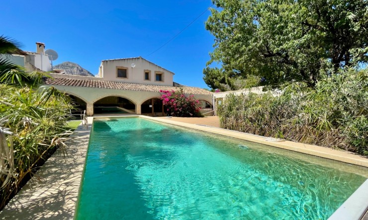 Herverkoop - Villa -
Jávea / Xàbia - Partida Tosal - Zona dels Castellans