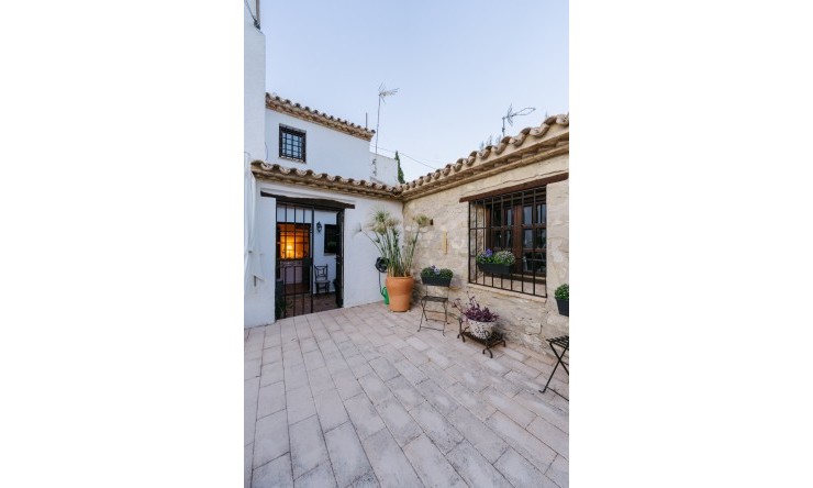 Herverkoop - Villa -
Calpe / Calp - La Empedrola