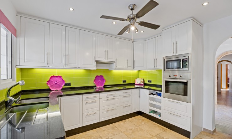 Herverkoop - Villa -
Benitachell / El Poble Nou de Benitatxell - Centro