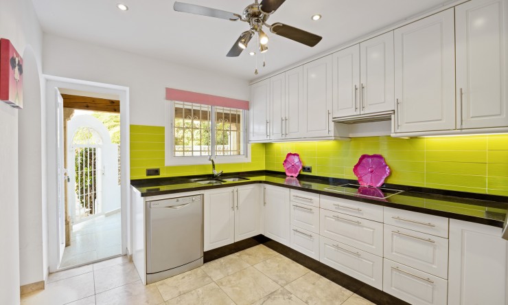 Herverkoop - Villa -
Benitachell / El Poble Nou de Benitatxell - Centro