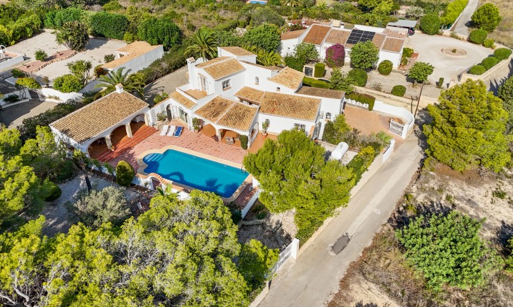 Herverkoop - Villa -
Benitachell / El Poble Nou de Benitatxell - Centro