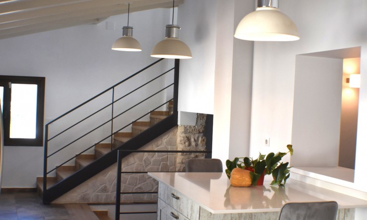 Herverkoop - Villa -
Moraira - Benimeit - Tabaira