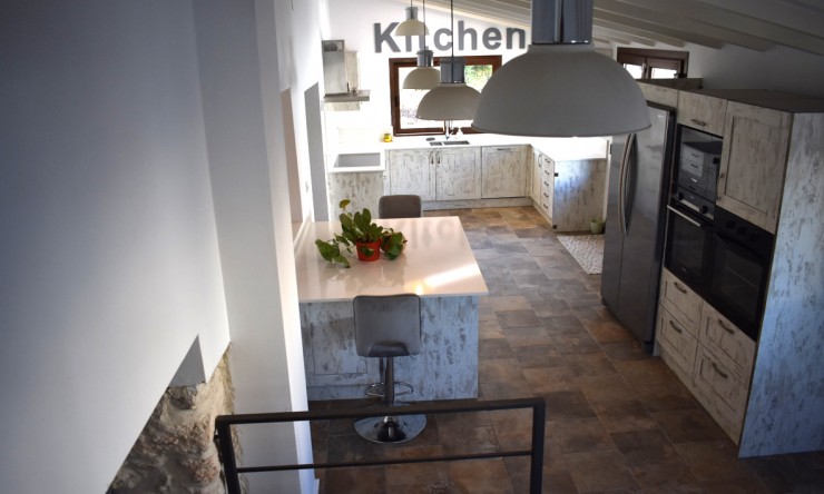 Herverkoop - Villa -
Moraira - Benimeit - Tabaira