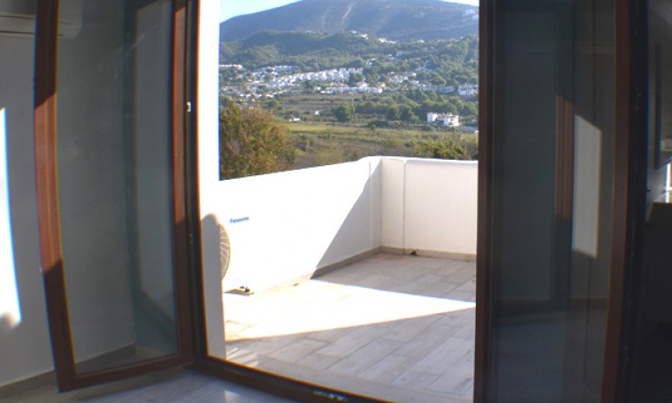 Herverkoop - Villa -
Moraira - Benimeit - Tabaira