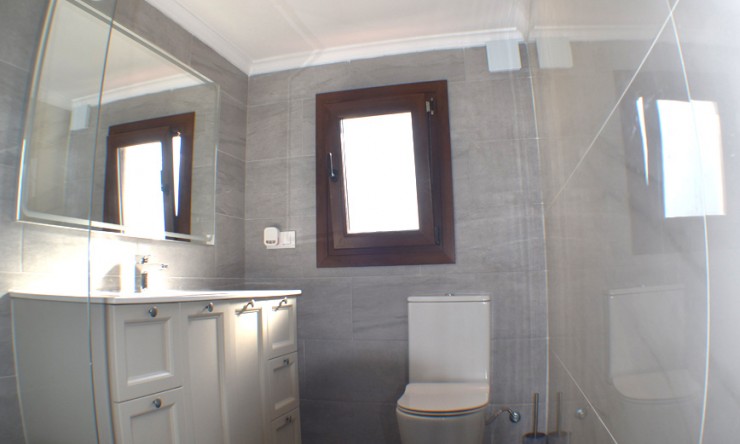 Herverkoop - Villa -
Moraira - Benimeit - Tabaira