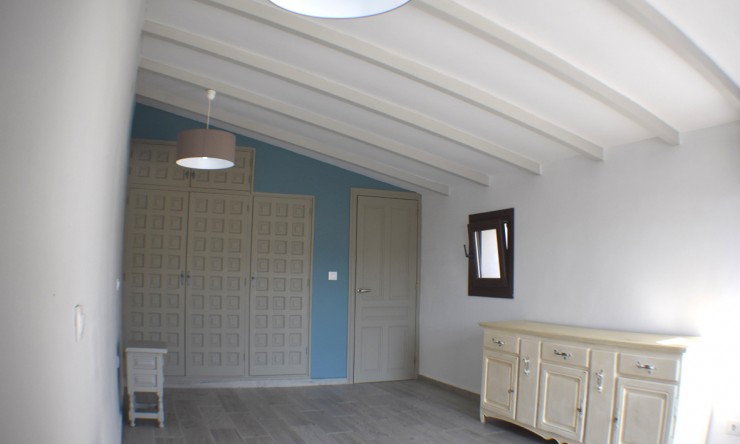 Herverkoop - Villa -
Moraira - Benimeit - Tabaira