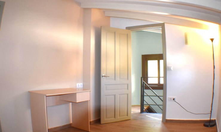 Herverkoop - Villa -
Moraira - Benimeit - Tabaira