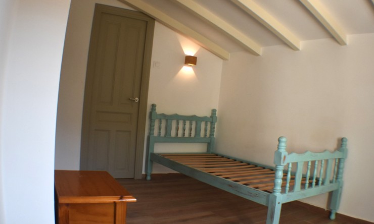 Herverkoop - Villa -
Moraira - Benimeit - Tabaira