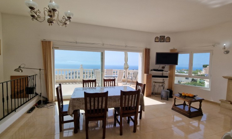 Herverkoop - Villa -
Benitachell / El Poble Nou de Benitatxell - Cumbre del Sol