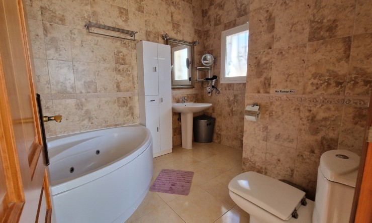 Herverkoop - Villa -
Benitachell / El Poble Nou de Benitatxell - Cumbre del Sol