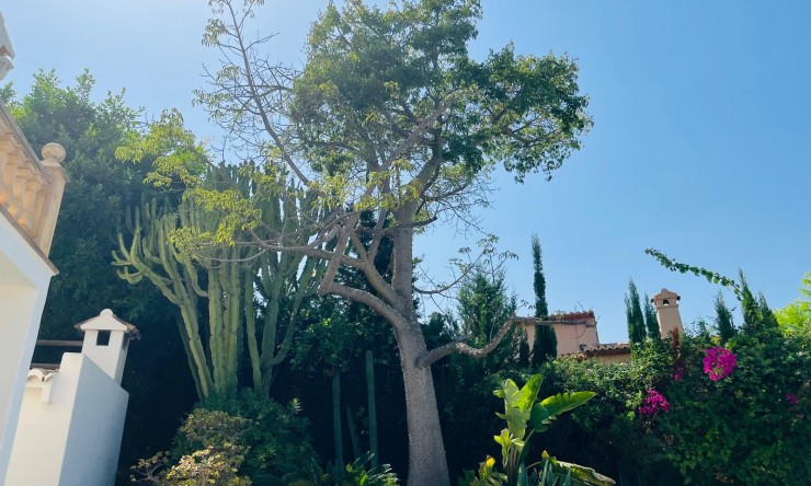 Herverkoop - Villa -
Jávea / Xàbia - La Granadella  - Costa Nova