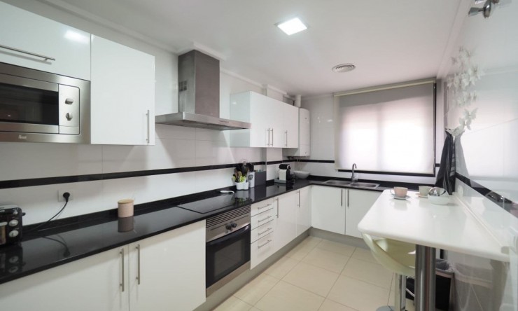 Herverkoop -  -
Jávea / Xàbia - Centro ciudad