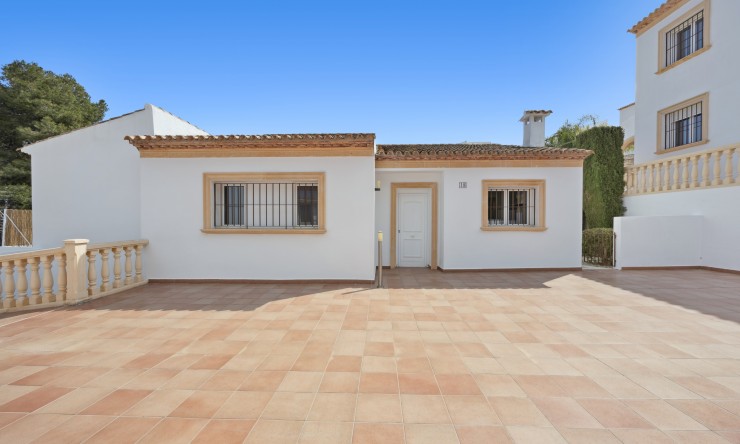 Herverkoop - Villa -
Jávea / Xàbia - La Granadella  - Costa Nova