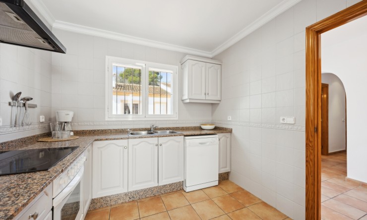 Herverkoop - Villa -
Jávea / Xàbia - La Granadella  - Costa Nova