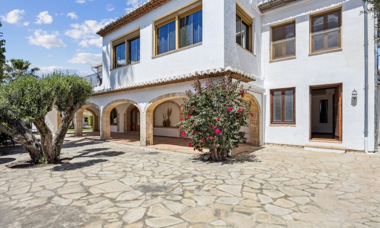 Herverkoop - Villa -
Jávea / Xàbia - Montgó - Ermita