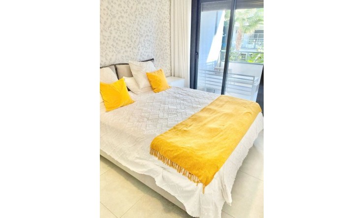 Herverkoop - Appartement -
Jávea / Xàbia - Montañar - El Arenal