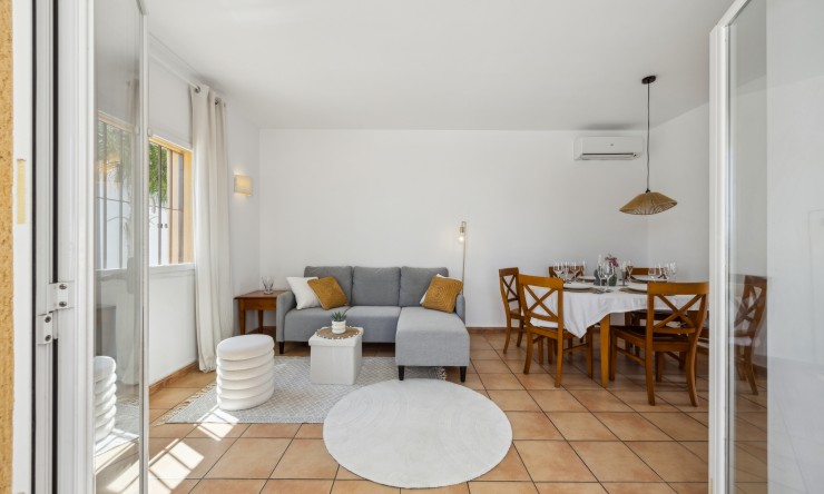 Herverkoop - Villa -
Jávea / Xàbia - La Granadella  - Costa Nova