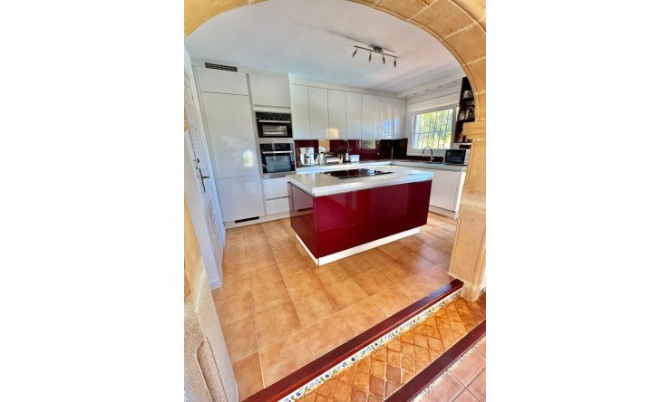 Herverkoop - Villa -
Jávea / Xàbia - Cap Martí - El Tossalet - Pinomar