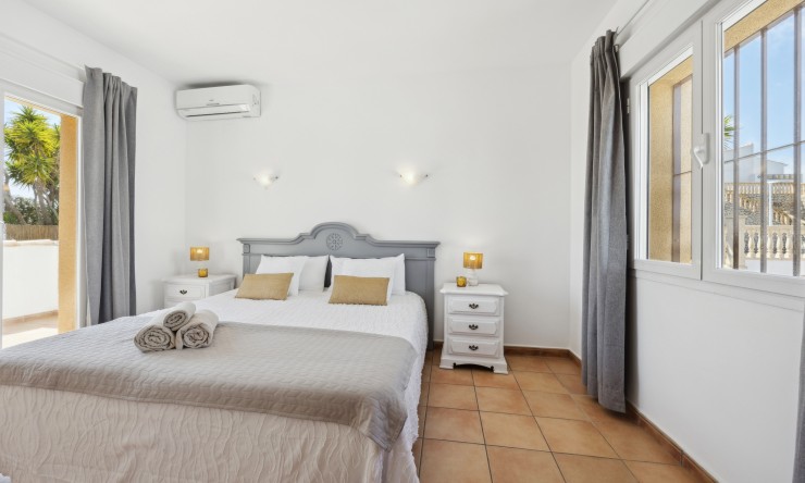 Herverkoop - Villa -
Jávea / Xàbia - La Granadella  - Costa Nova