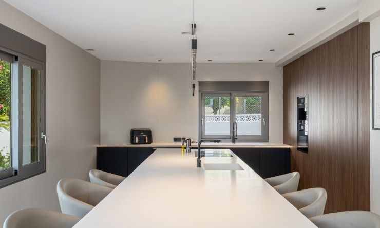 Herverkoop - Villa -
La Nucía - Coloma