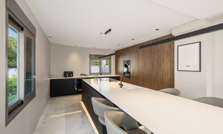 Herverkoop - Villa -
La Nucía - Coloma