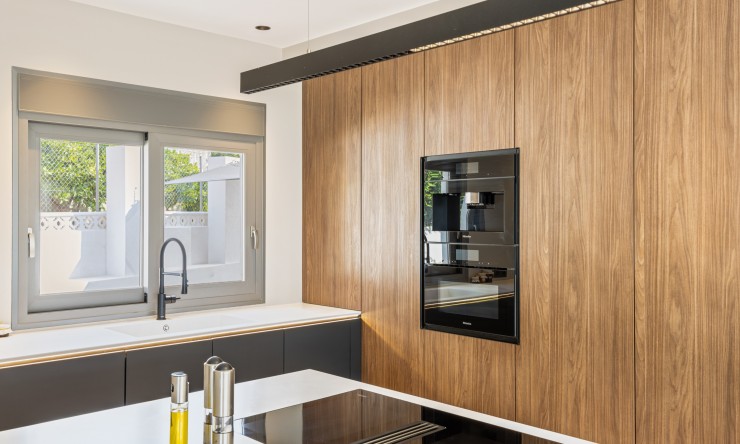 Herverkoop - Villa -
La Nucía - Coloma