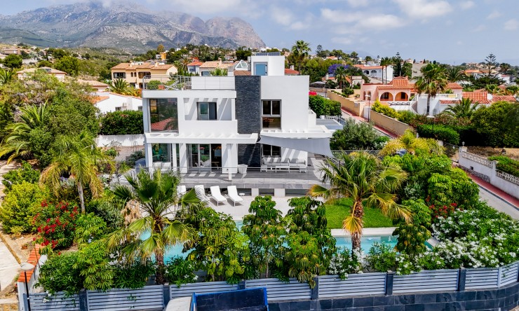 Herverkoop - Villa -
La Nucía - Coloma