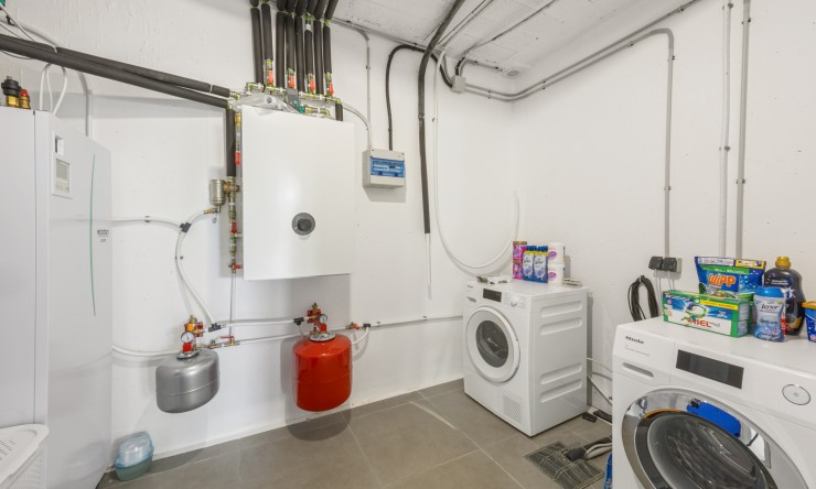 Herverkoop - Villa -
La Nucía - Coloma