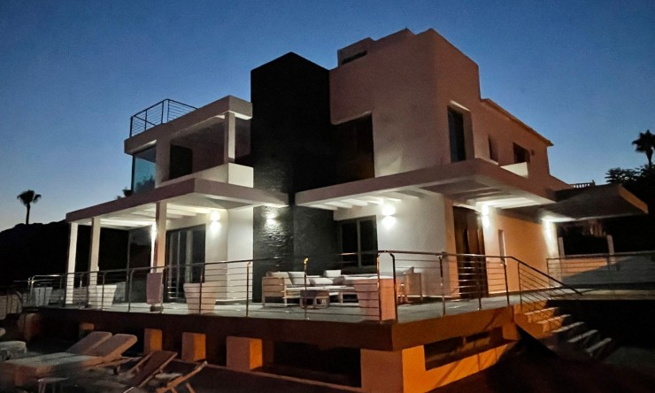 Herverkoop - Villa -
La Nucía - Coloma