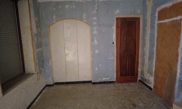 Resale - Villa -
Pedreguer