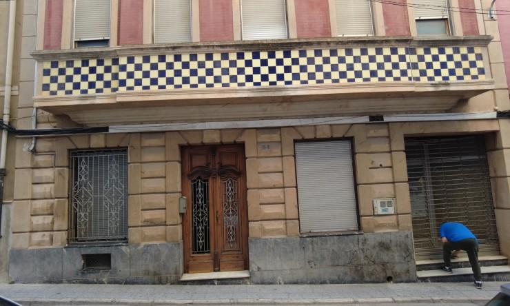 Resale - Villa -
Pedreguer