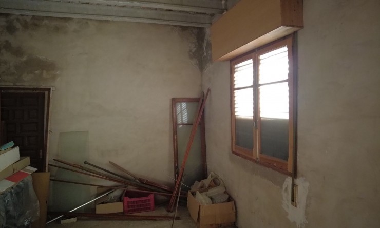 Resale - Villa -
Pedreguer