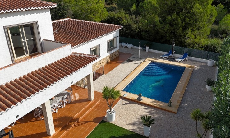 Herverkoop - Villa -
Calpe - Carrio