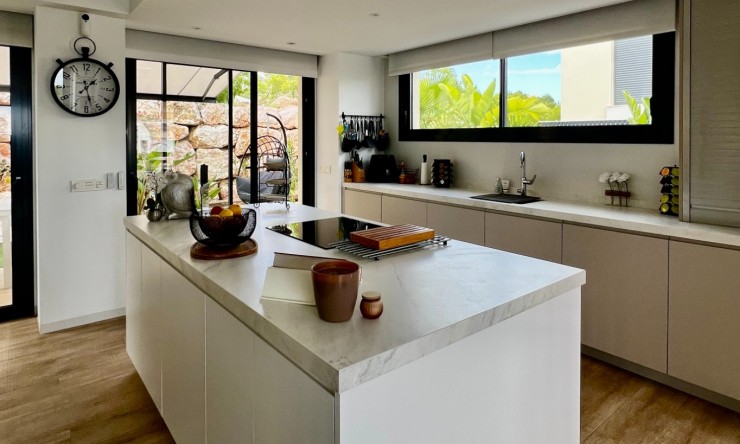 Revente - Villa -
Polop