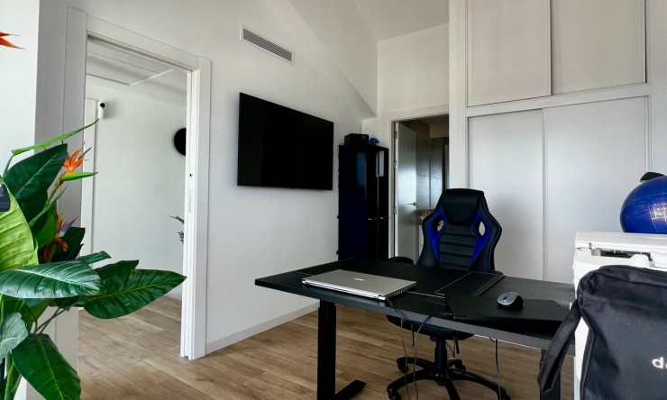 Revente - Villa -
Polop