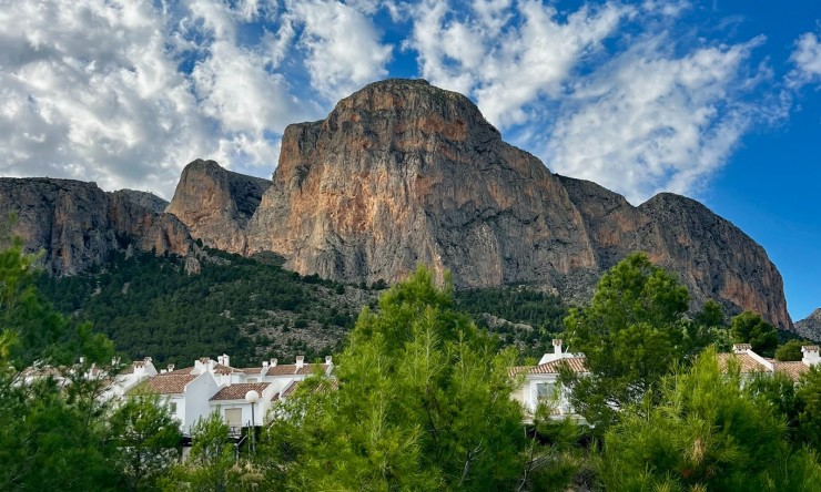 Revente - Villa -
Polop