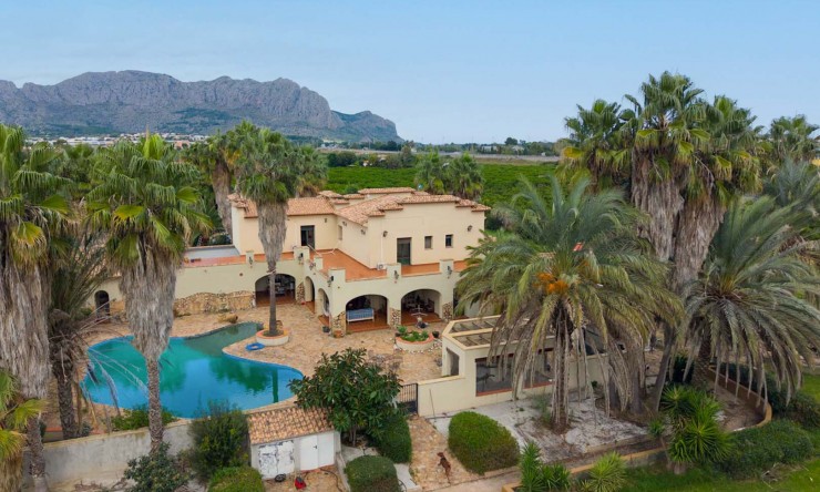 Wiederverkauf - Villa -
Ondara