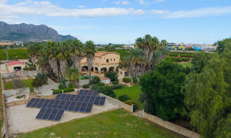 Wiederverkauf - Villa -
Ondara