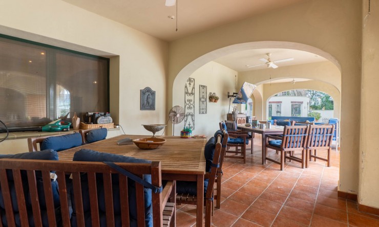 Wiederverkauf - Villa -
Ondara