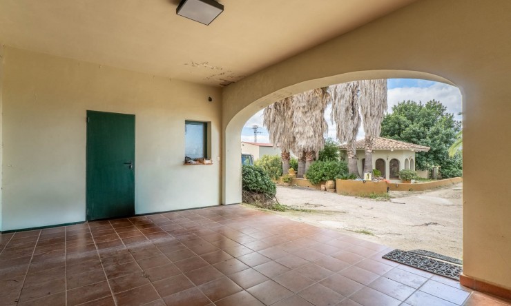 Wiederverkauf - Villa -
Ondara